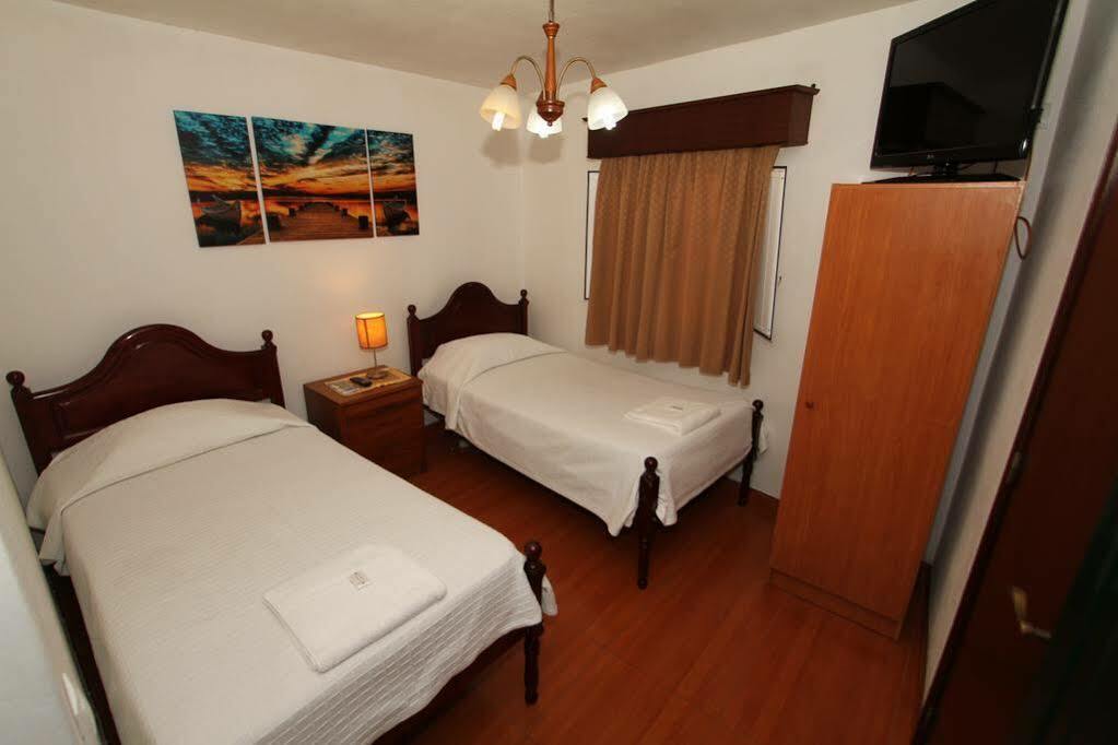 Casa De Hospedes Isaias Angra do Heroísmo Buitenkant foto