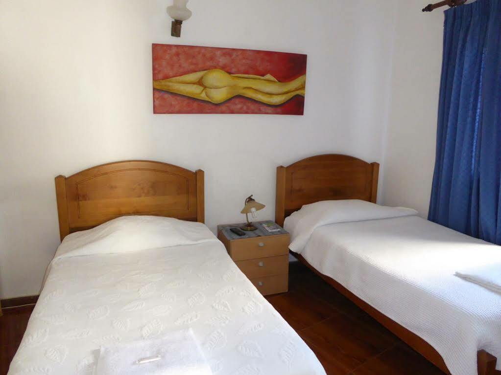Casa De Hospedes Isaias Angra do Heroísmo Buitenkant foto