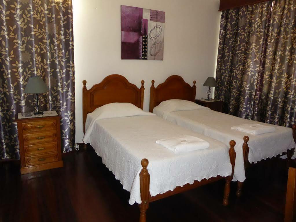Casa De Hospedes Isaias Angra do Heroísmo Buitenkant foto